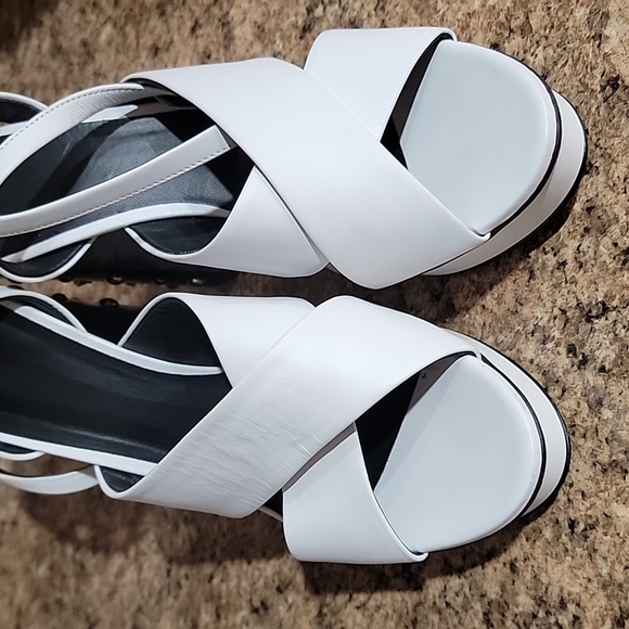 Versace Medusa Studded White Leather Platform Sandals - Picture 6 of 17